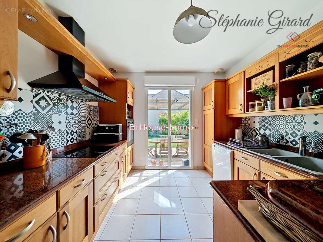 Maison 140 m² à Saint-Denis-En-Val  - photo 24