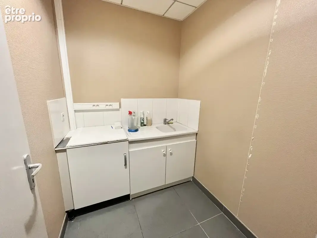 Commerce 78 m² à vendre à Mende (48000) - photo 6