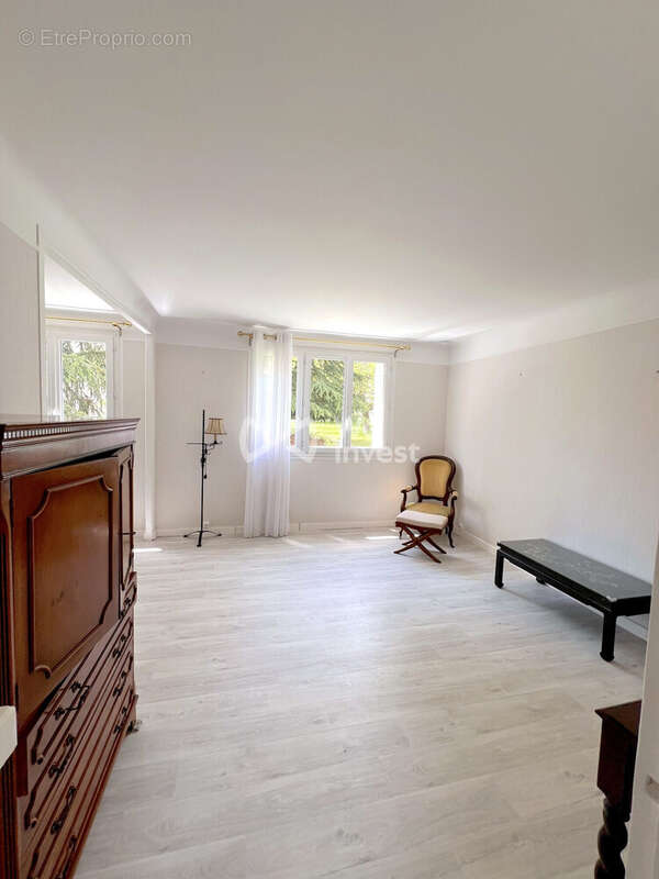 Appartement 69 m² à Viroflay  - photo 5