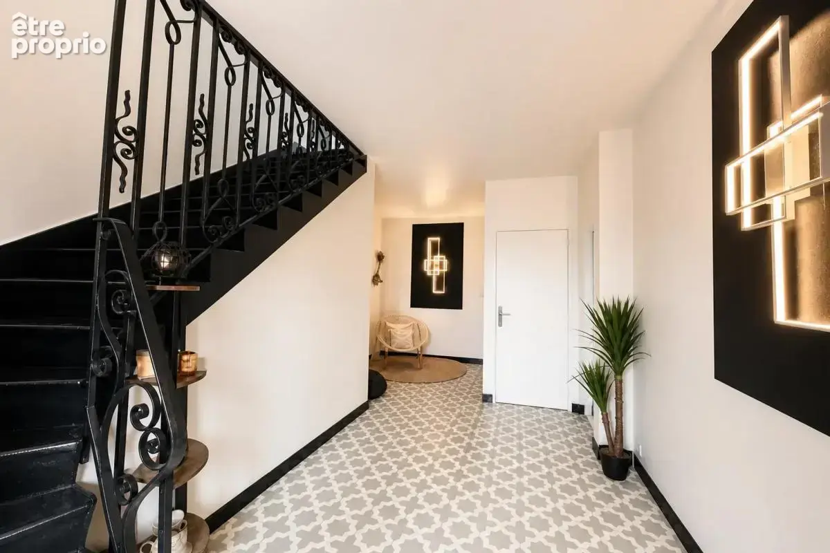 Maison de 8 pièces de 225 m² à Limoges avec piscine - photo 14