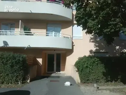 Beau 3 pieces+ balcon + parking - photo 1