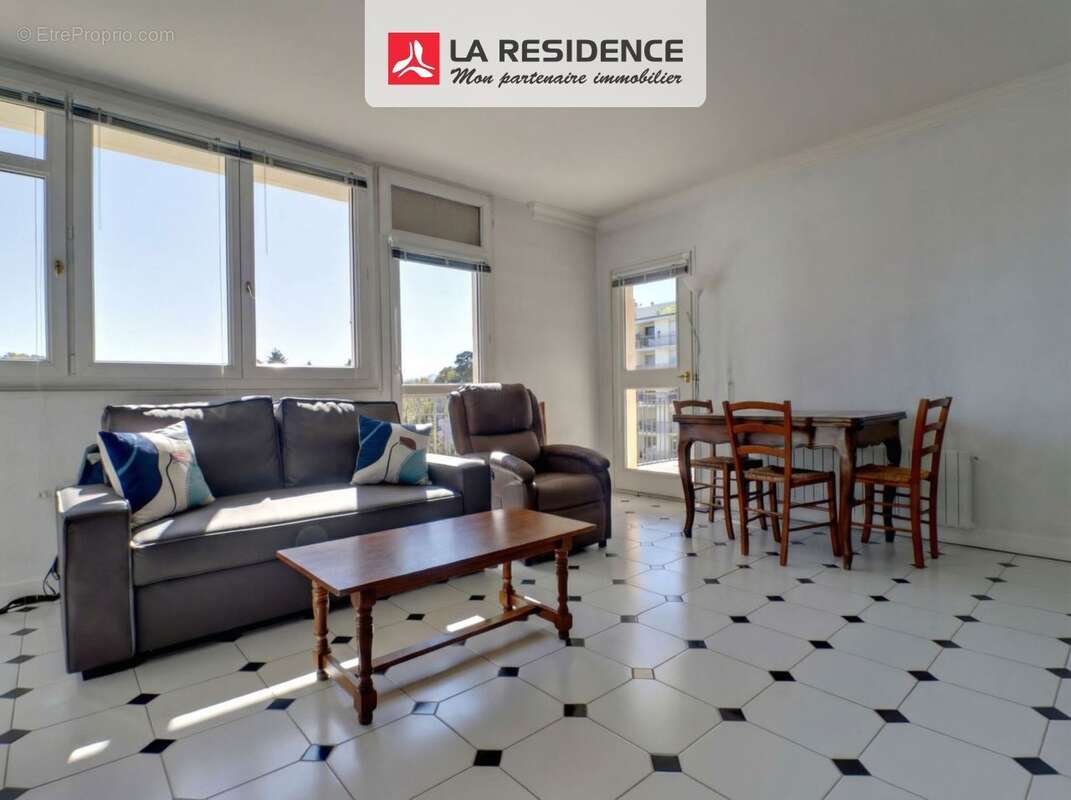Appartement à LE PECQ