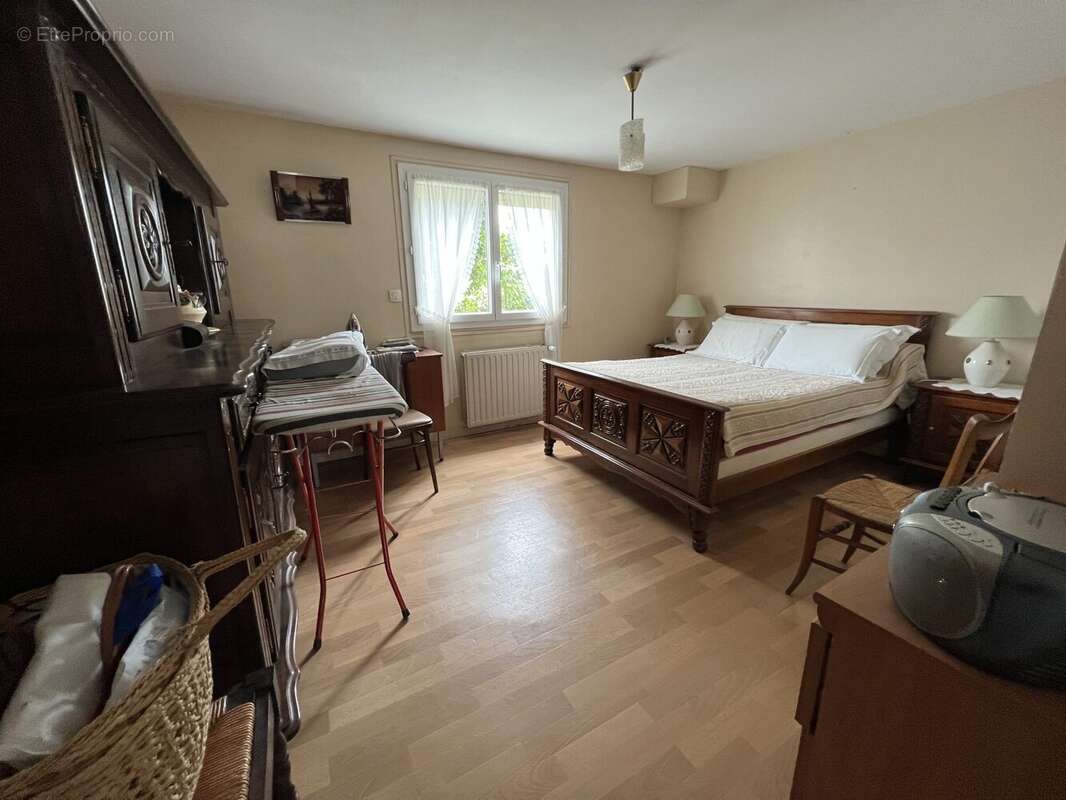 Maison 98 m² à Chateaugiron  - photo 4