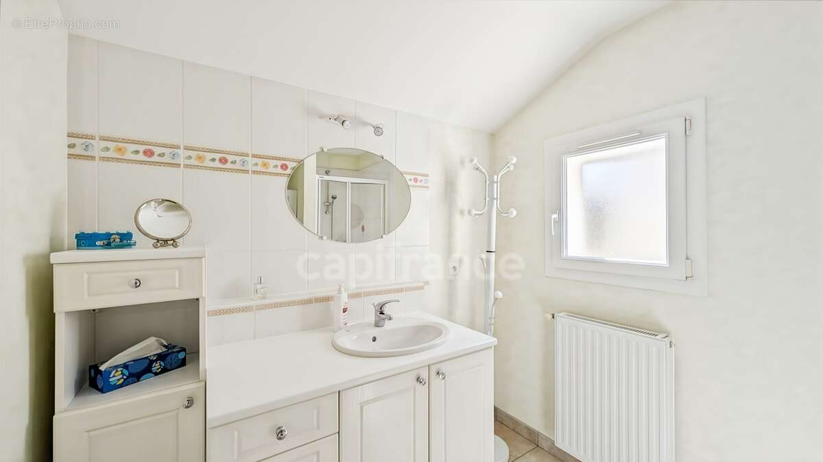 BEY (71) à vendre maison de 131.18 m² 5 pièces 4 chambres terrain de 1046 m² - photo 8