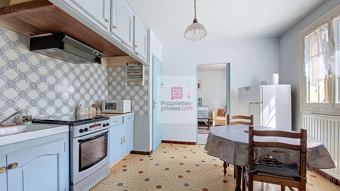 Maison à ROUFFIGNAC-SAINT-CERNIN-DE-REILHAC