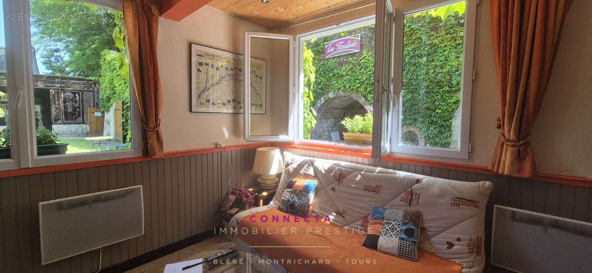 Maison à AZAY-SUR-CHER