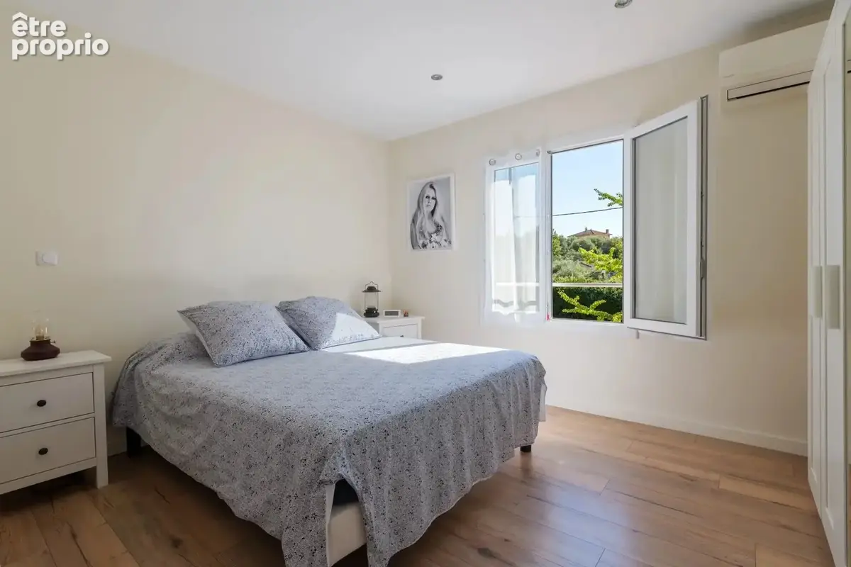 Vence – Villa à pied du centre avec permis purgé pour 319 m² de surface de plancher - photo 12