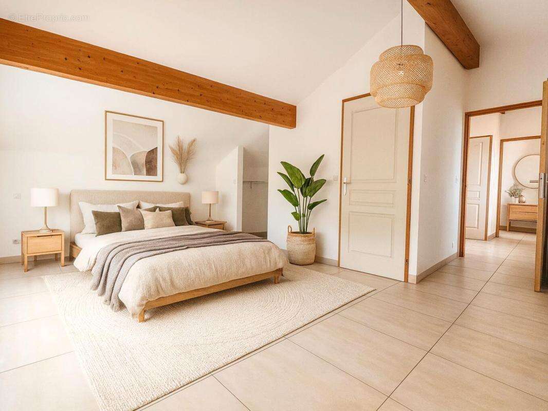 Appartement à MIREVAL