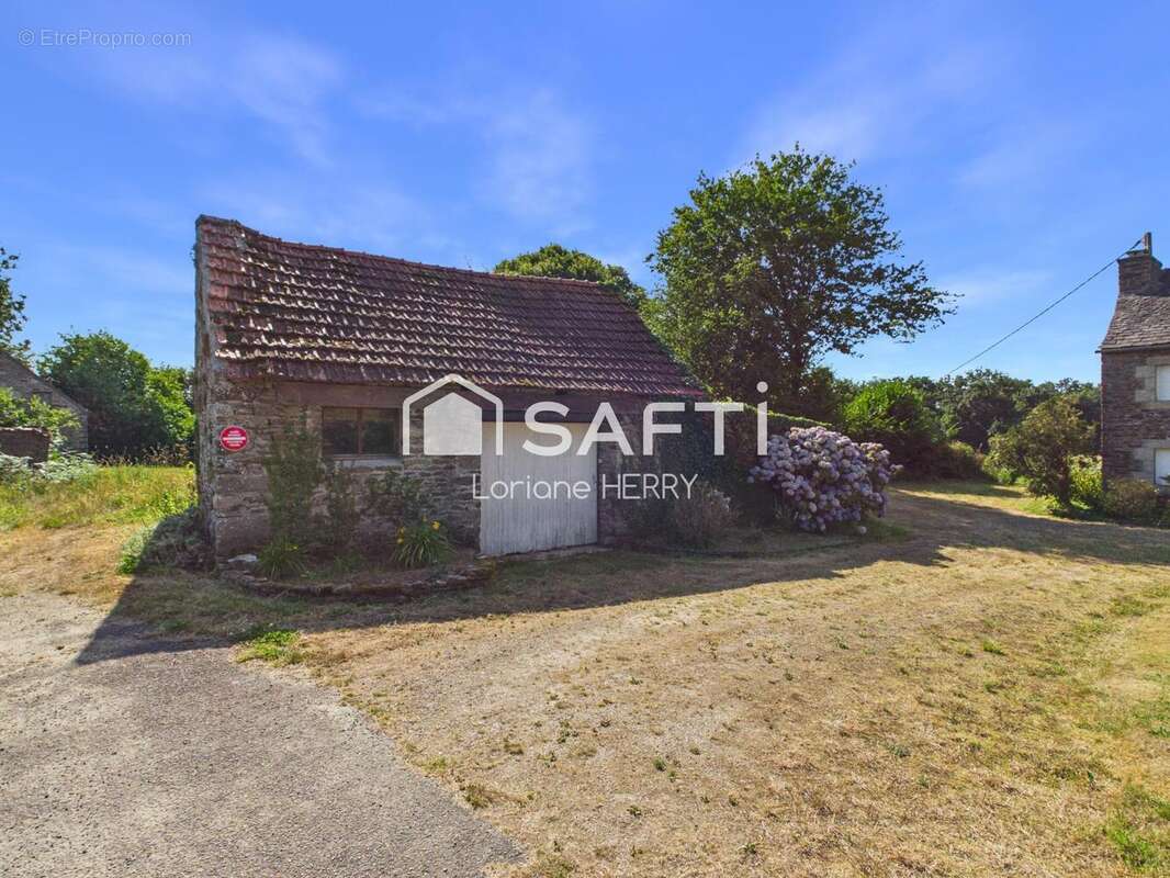 Maison 205 m² à Guimiliau  - photo 4