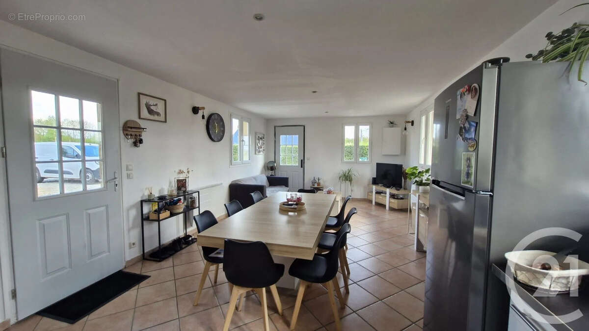 Maison à SAINT-AUBIN-LE-VERTUEUX
