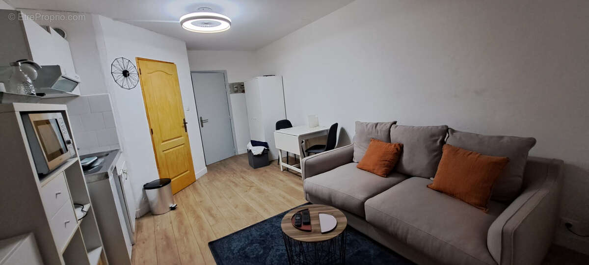 Appartement à SAINT-CYR-SUR-MER