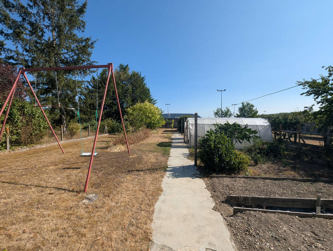 Maison familiale proche zone commerciale - photo 35