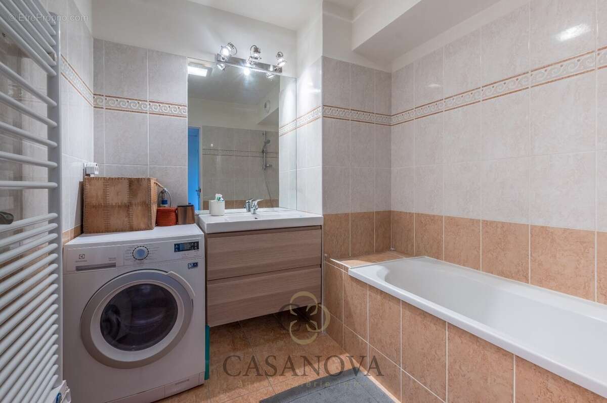 Montpellier Centre  Appartement au sein de la résidence Saint-Charles - photo 10