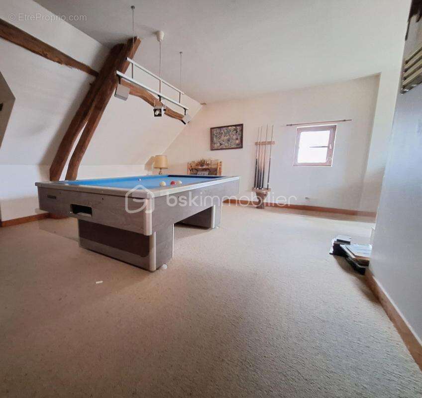 Maison à NEUVY-EN-SULLIAS