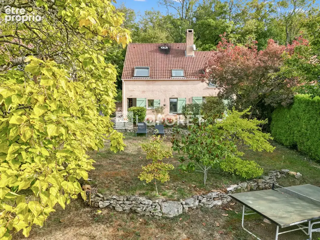 Maison à OINVILLE-SUR-MONTCIENT