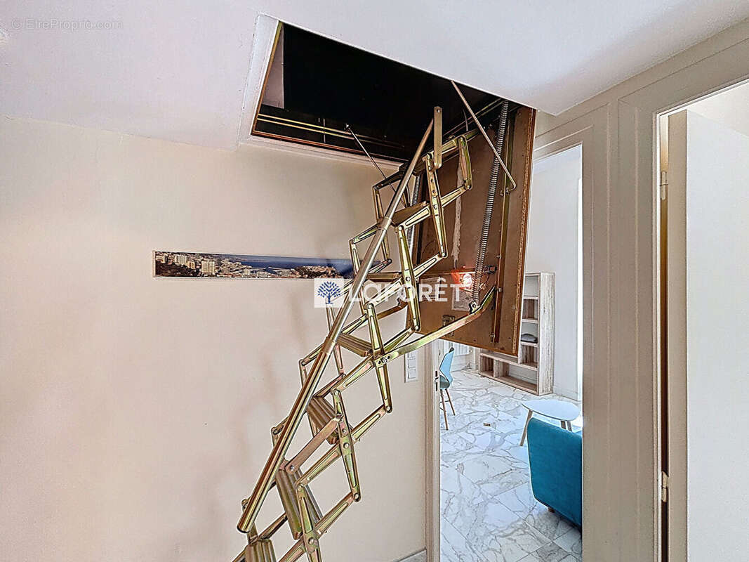 Appartement à MENTON