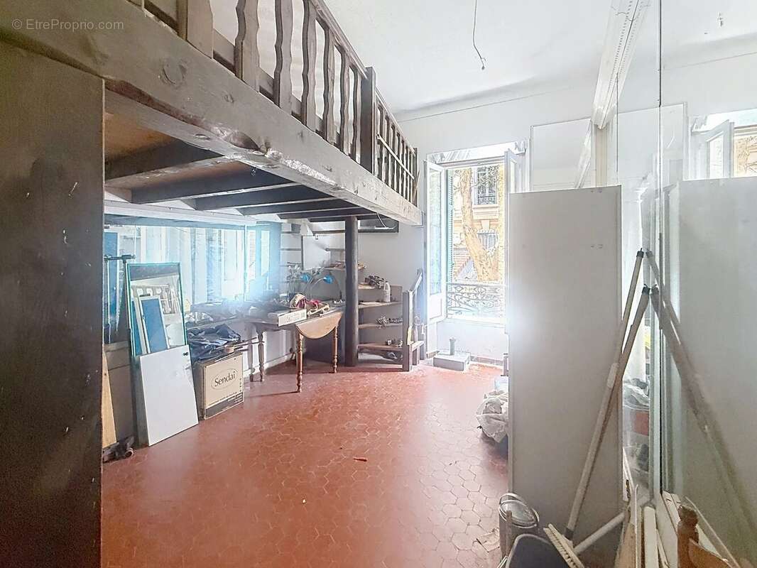 Cannes 300 m. palais : bourgeois a renover + jardin - photo 9