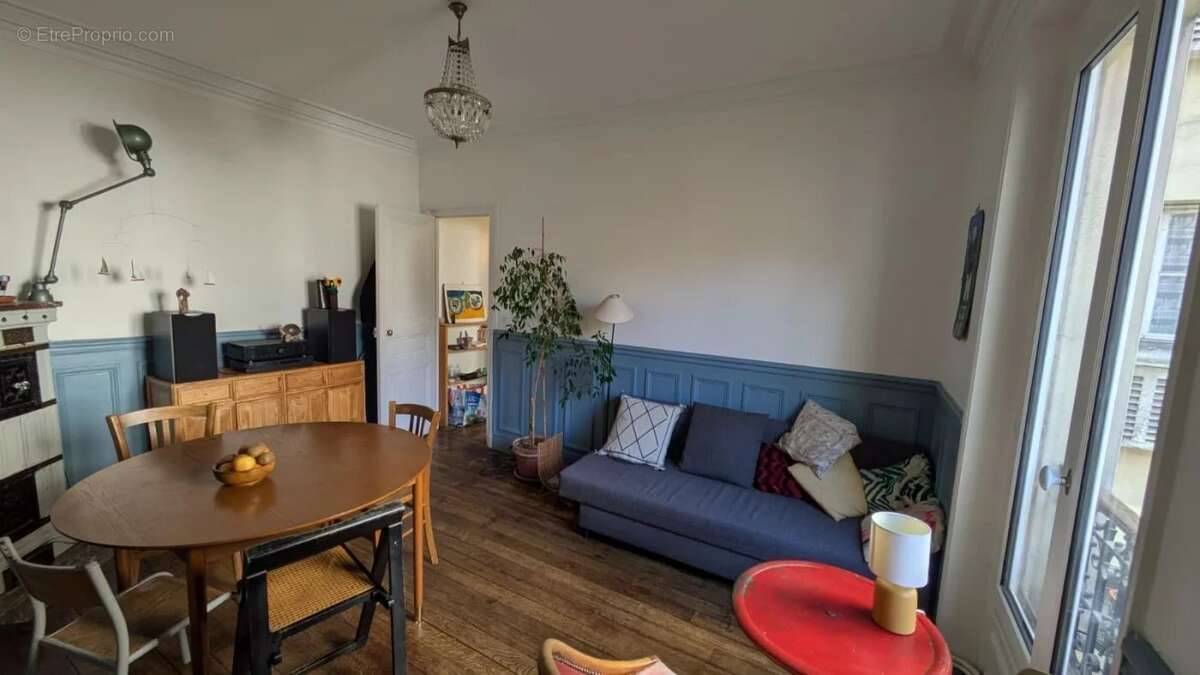 Appartement à PARIS-18E