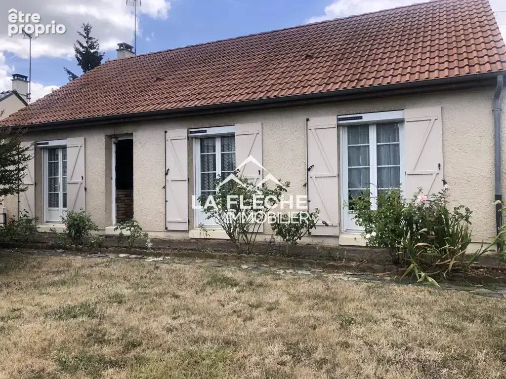 Pavillon au centre du village - photo 2
