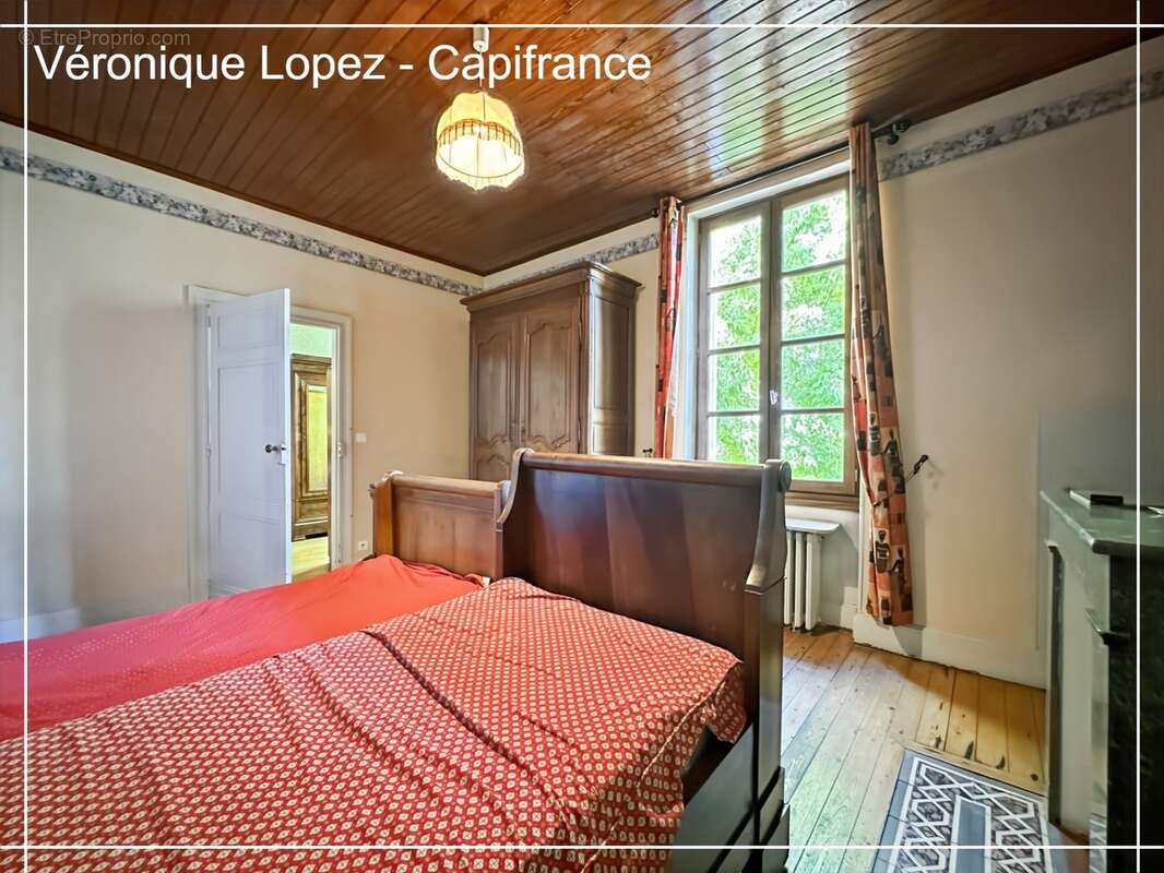 Agen, à seulement 6kms, authentique maison en pierre de 203m² avec grand terrain, garage et cave - photo 10