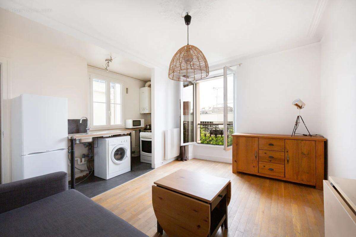 Appartement à PARIS-11E