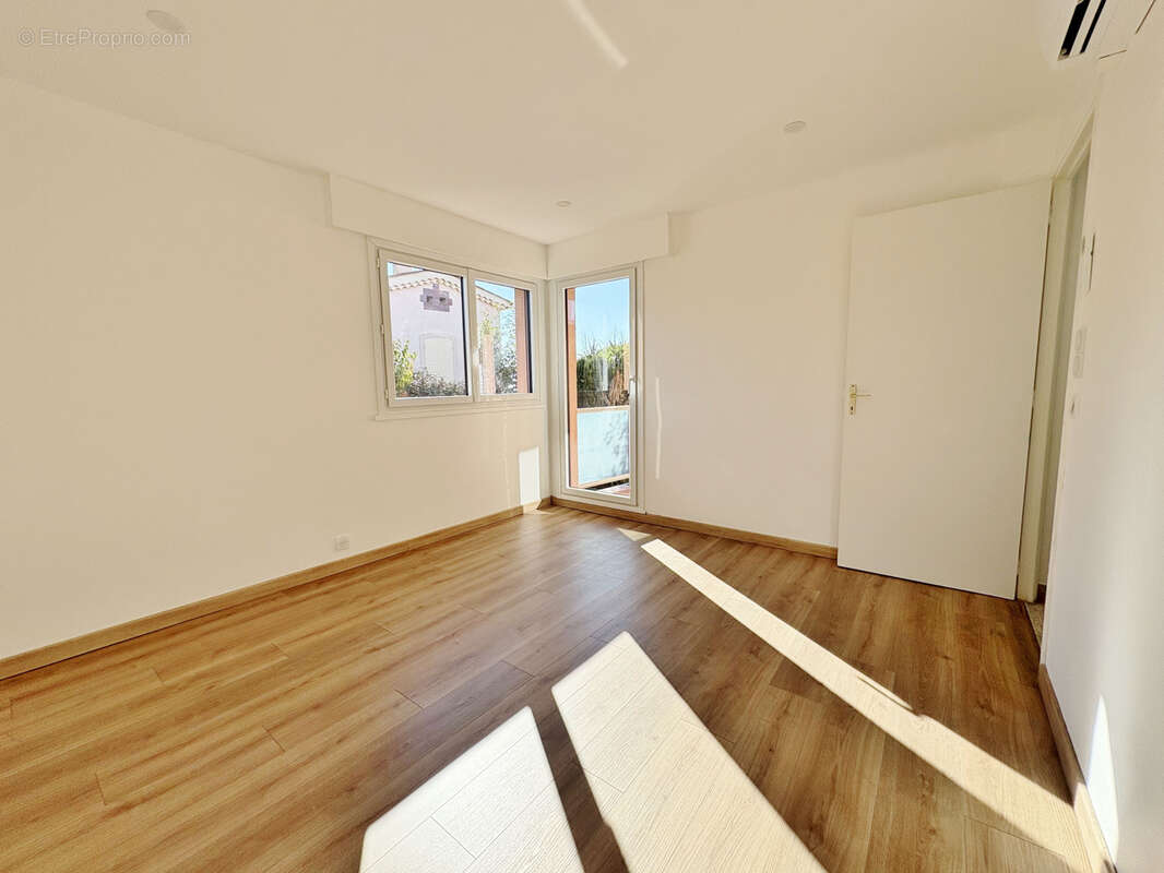 Appartement à SAINT-RAPHAEL