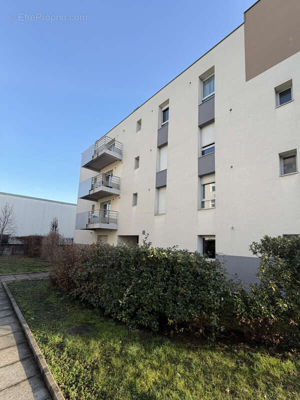 Agréable T2 avec terrasse et garage - photo 6