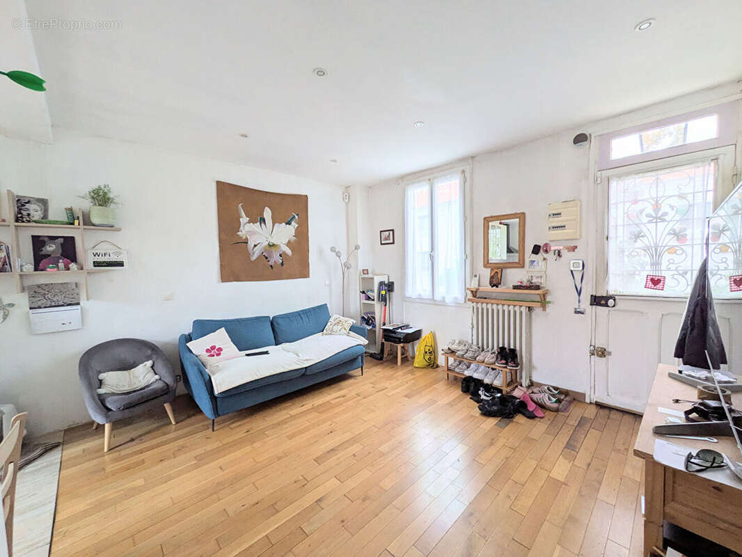 Maison à VILLEMOMBLE