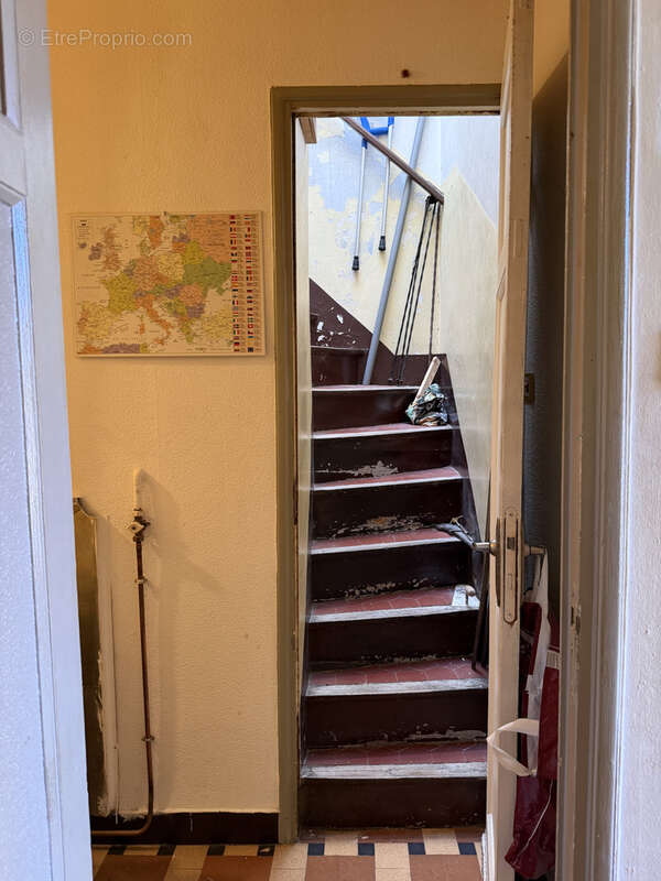 Appartement à MARSEILLE-5E