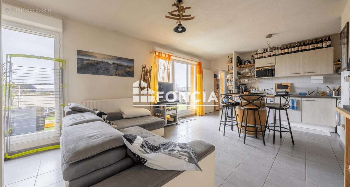 Appartement à AMBES