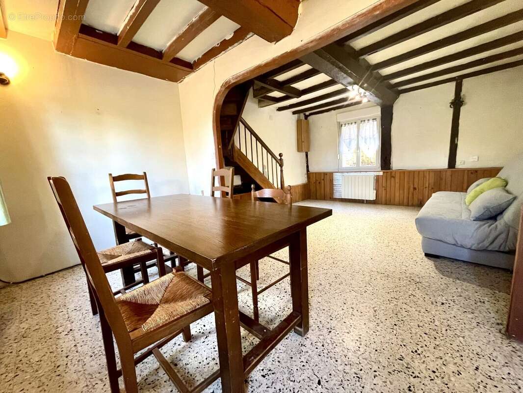 Maison à PERCY-EN-AUGE