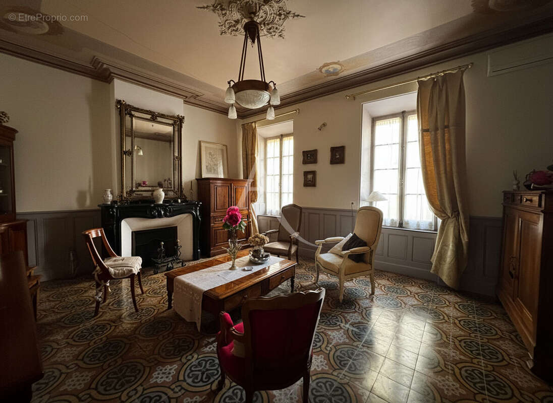 Maison à LUC-SUR-ORBIEU