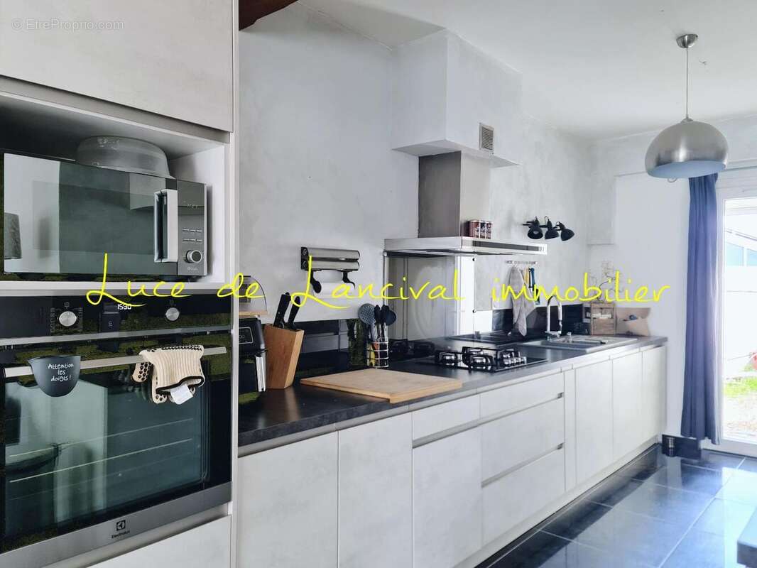 Maison 109 m² à Saint-Gobain  - photo 7