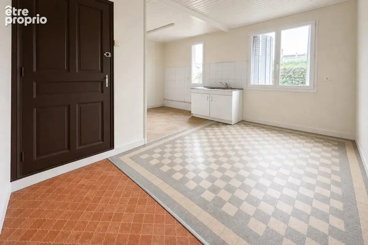 Spacieuse maison 8 pièces à Vollore-Ville - photo 4