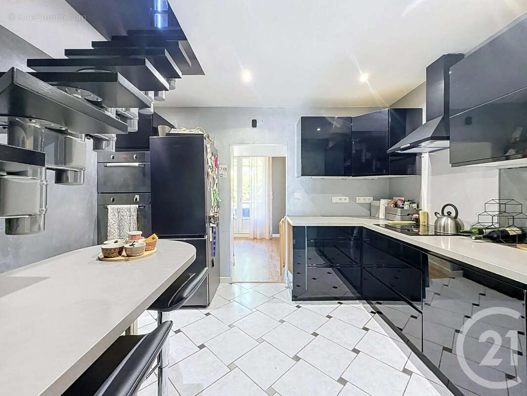 Appartement 73 m² à Dijon  - photo 3