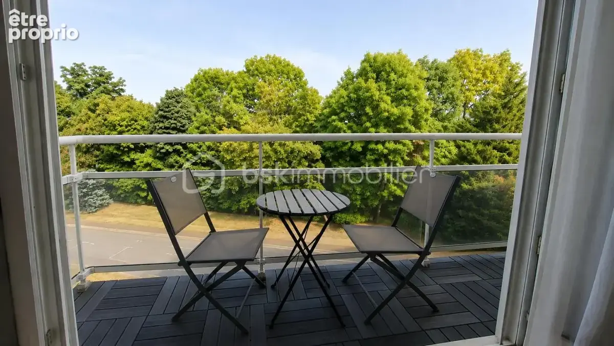 Appartement dans un écrin de verdure, deux balcons et 82 m² baignés de lumière - photo 3