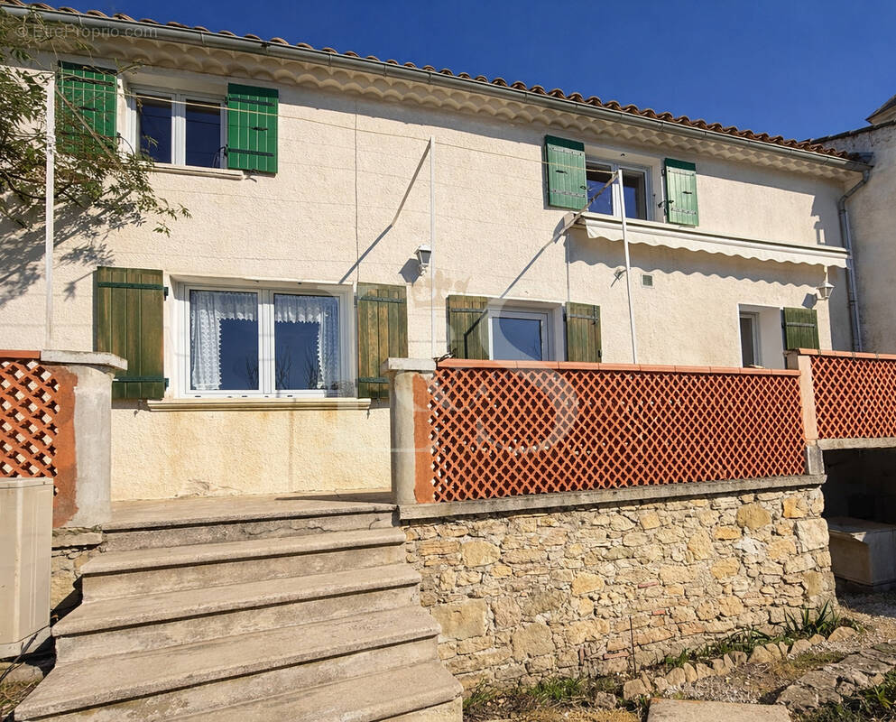 Maison à MALAUCENE