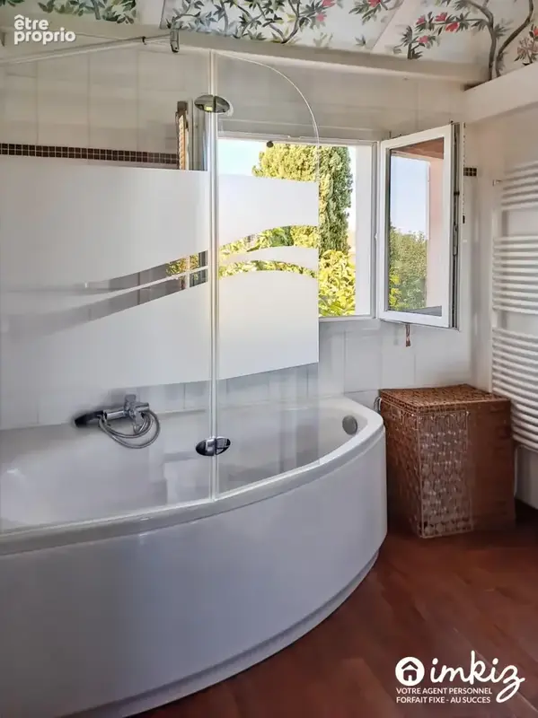 Maison 4 chambres 145 m² avec piscine et garage - photo 13