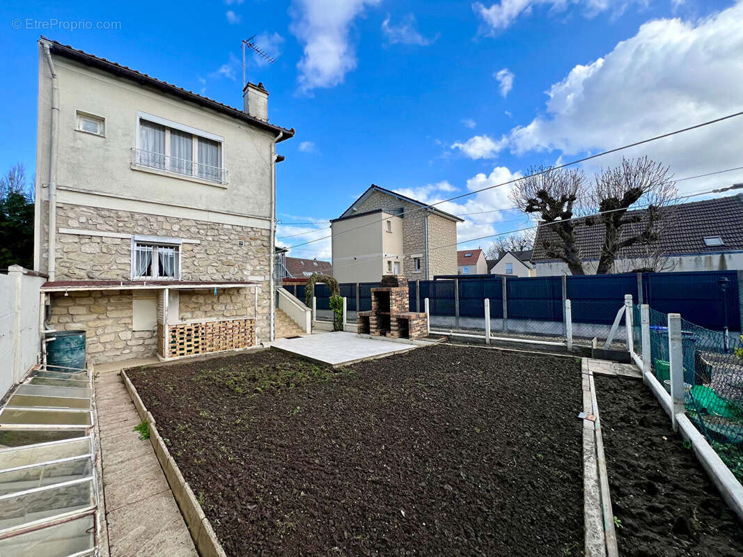 Maison à CONFLANS-SAINTE-HONORINE