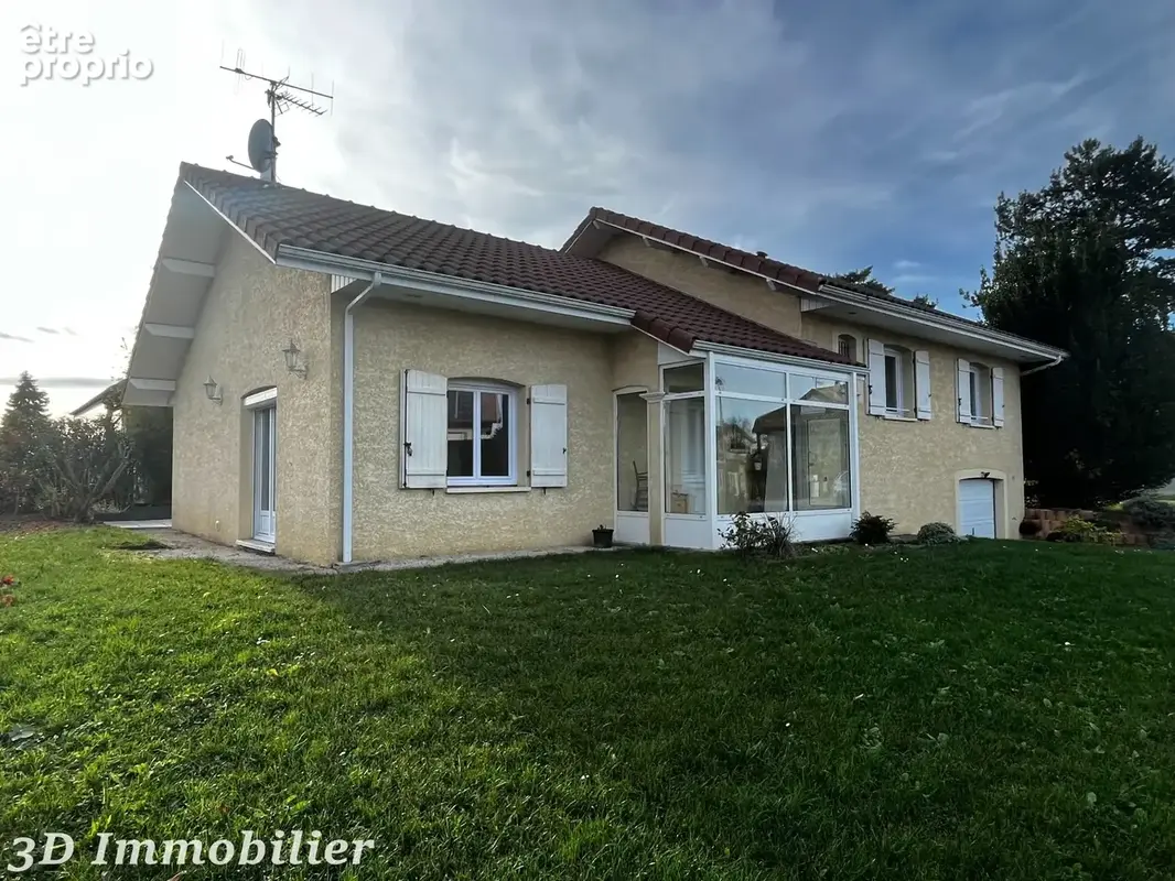 Maison à DOUVAINE