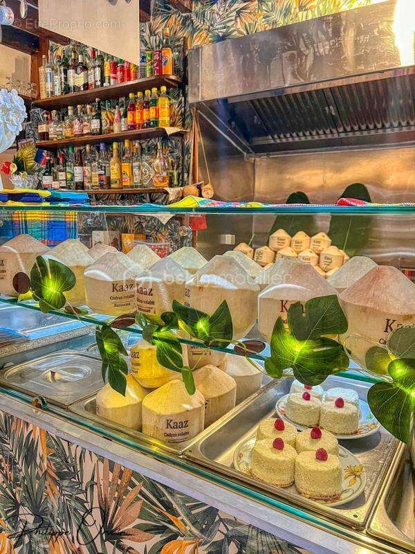 Commerce à VARREDDES