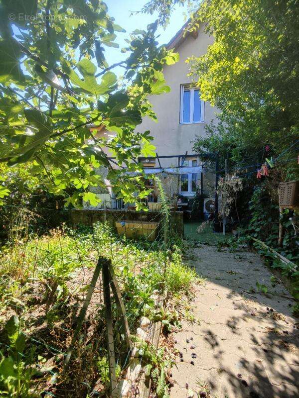 Maison Grenoble 70 m2 avec jardin privatif et garage inclus - photo 7
