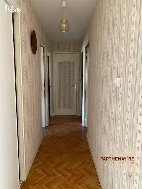 Maison 85 m² à Parthenay  - photo 3