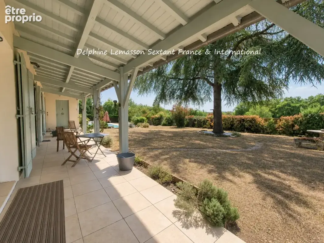 Maison de charme avec piscine et jardin arboré - photo 5