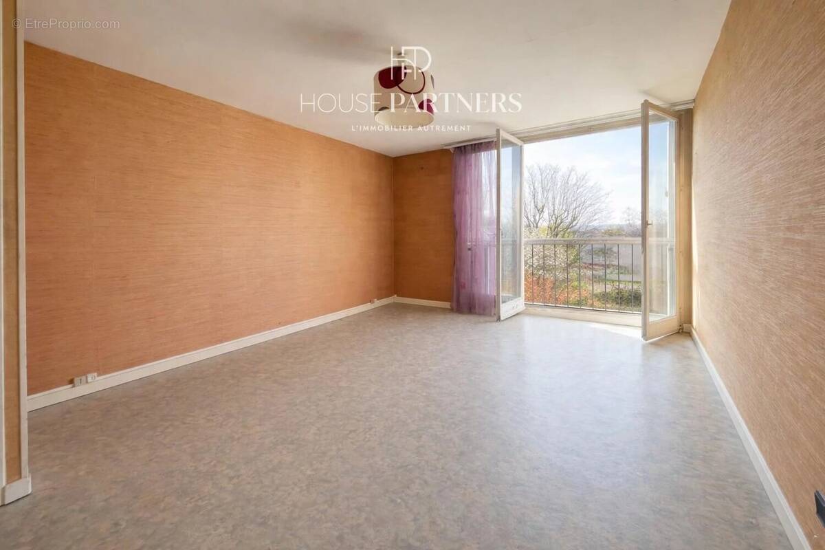 Appartement à RUEIL-MALMAISON