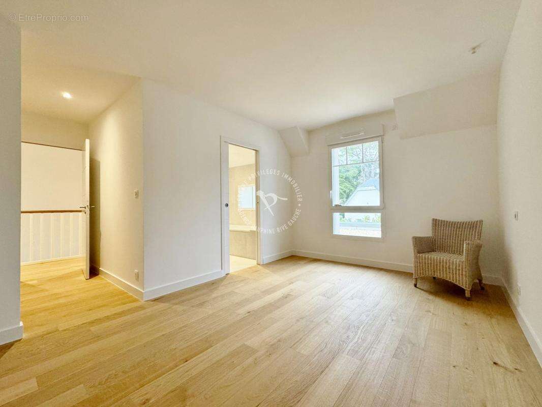 Maison à LE POULIGUEN