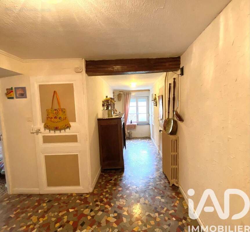 Maison 221 m² à Hirson  - photo 7