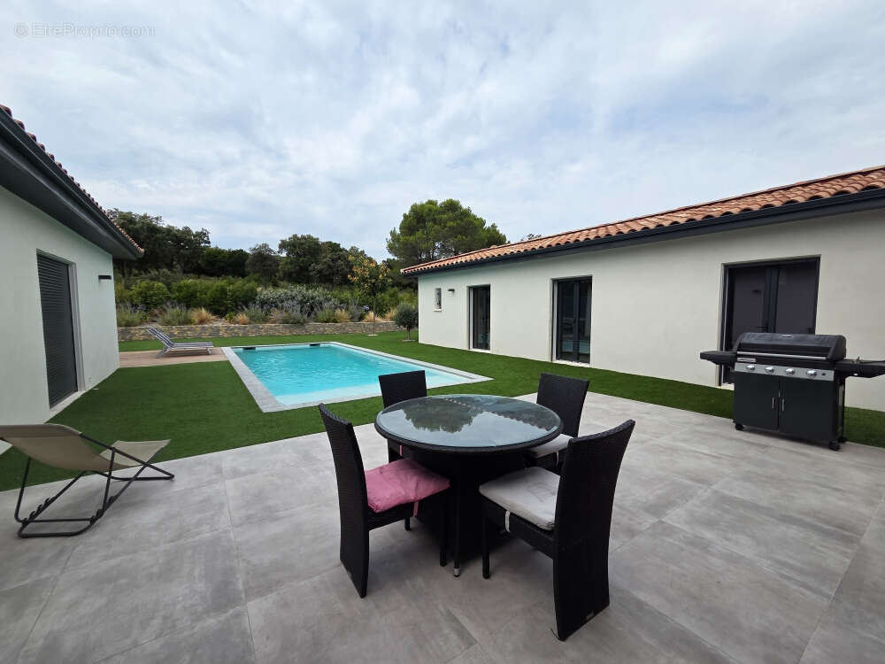 Maison à NIMES