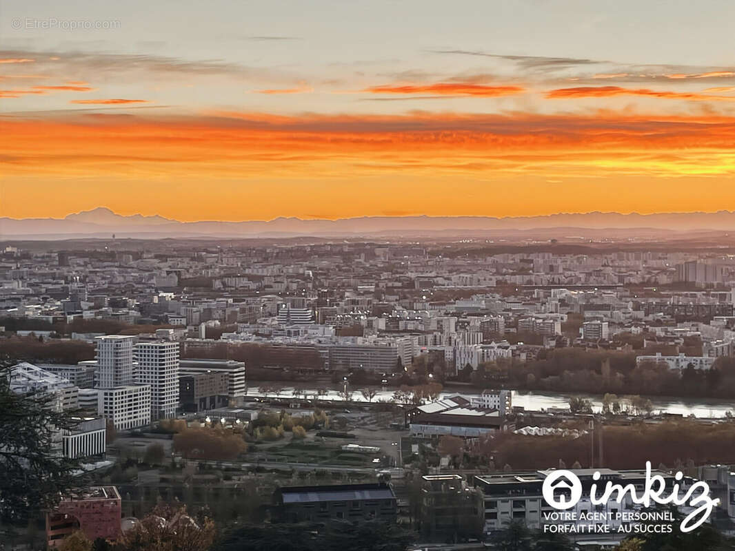 Appartement à SAINTE-FOY-LES-LYON