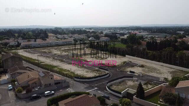 Terrain à CHATEAURENARD